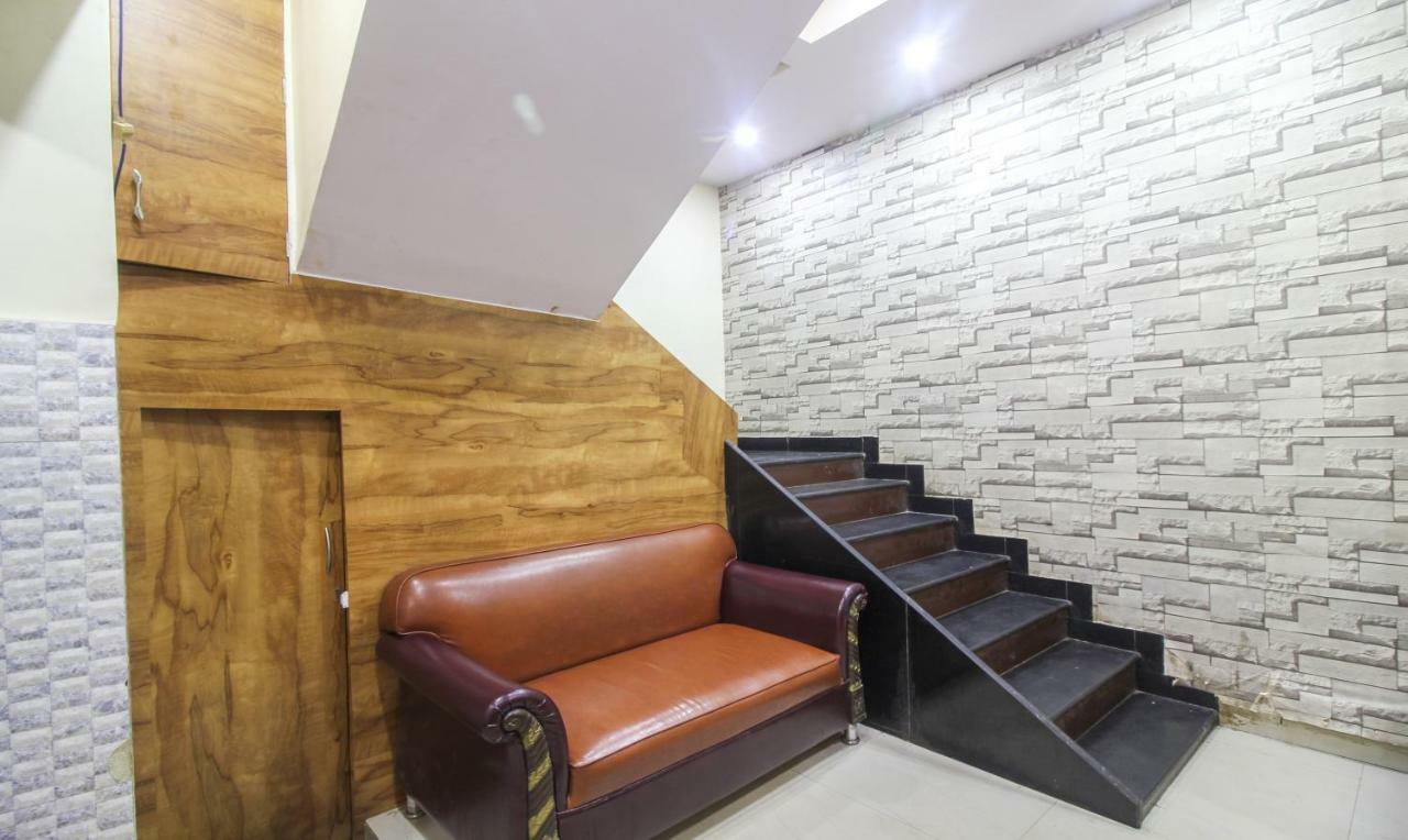 Tiba Hotel Bombay Extérieur photo