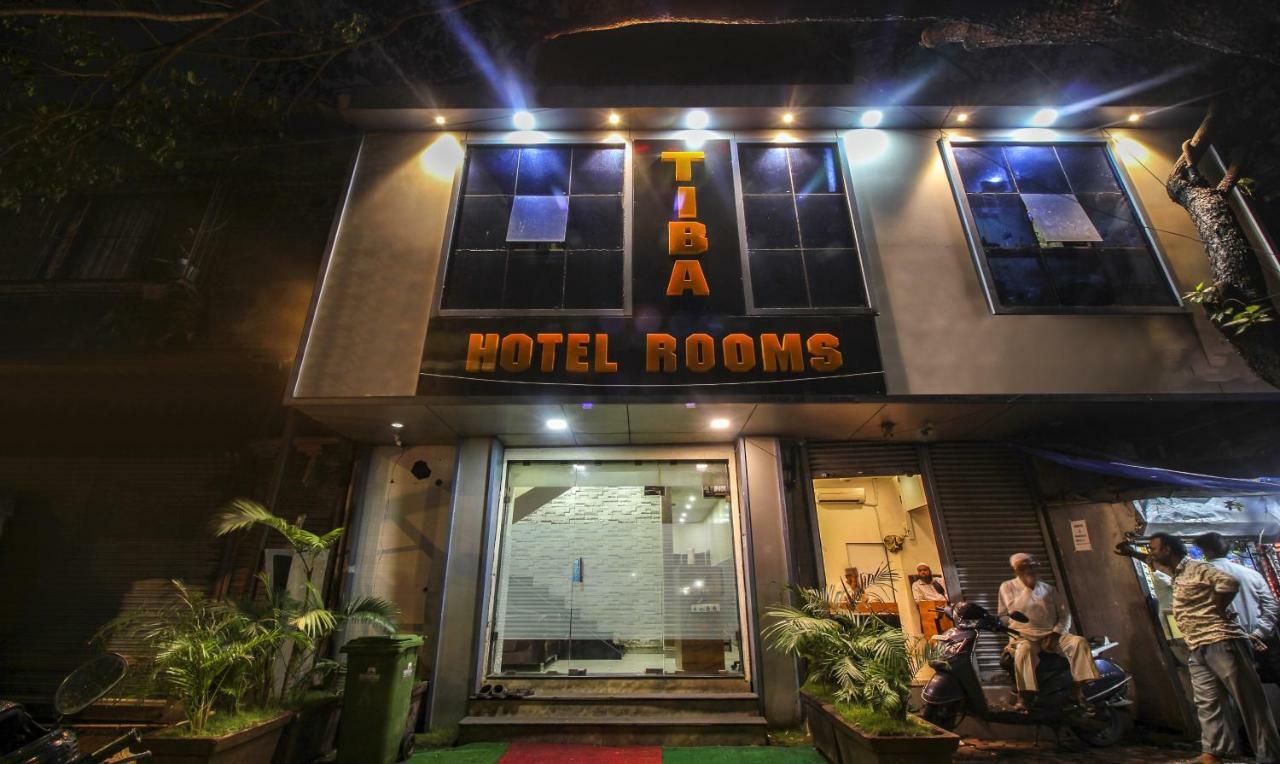 Tiba Hotel Bombay Extérieur photo