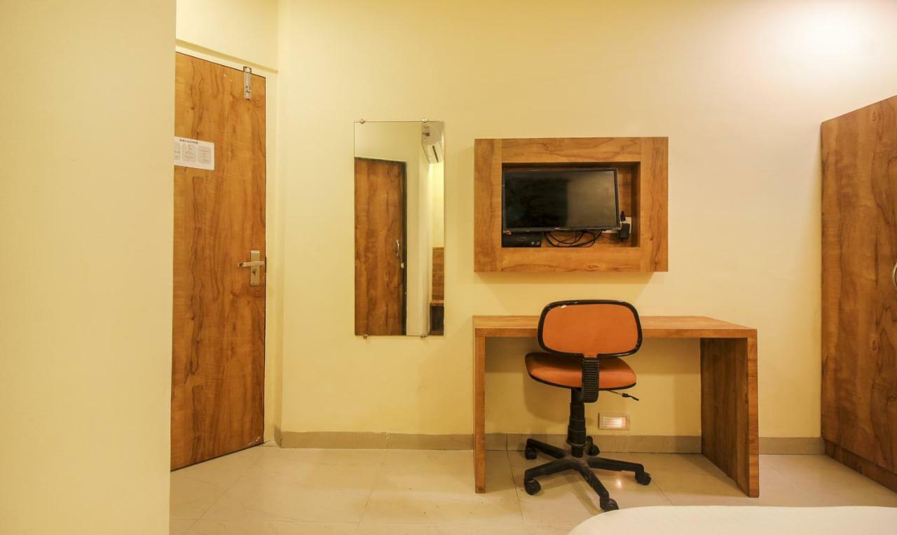 Tiba Hotel Bombay Extérieur photo