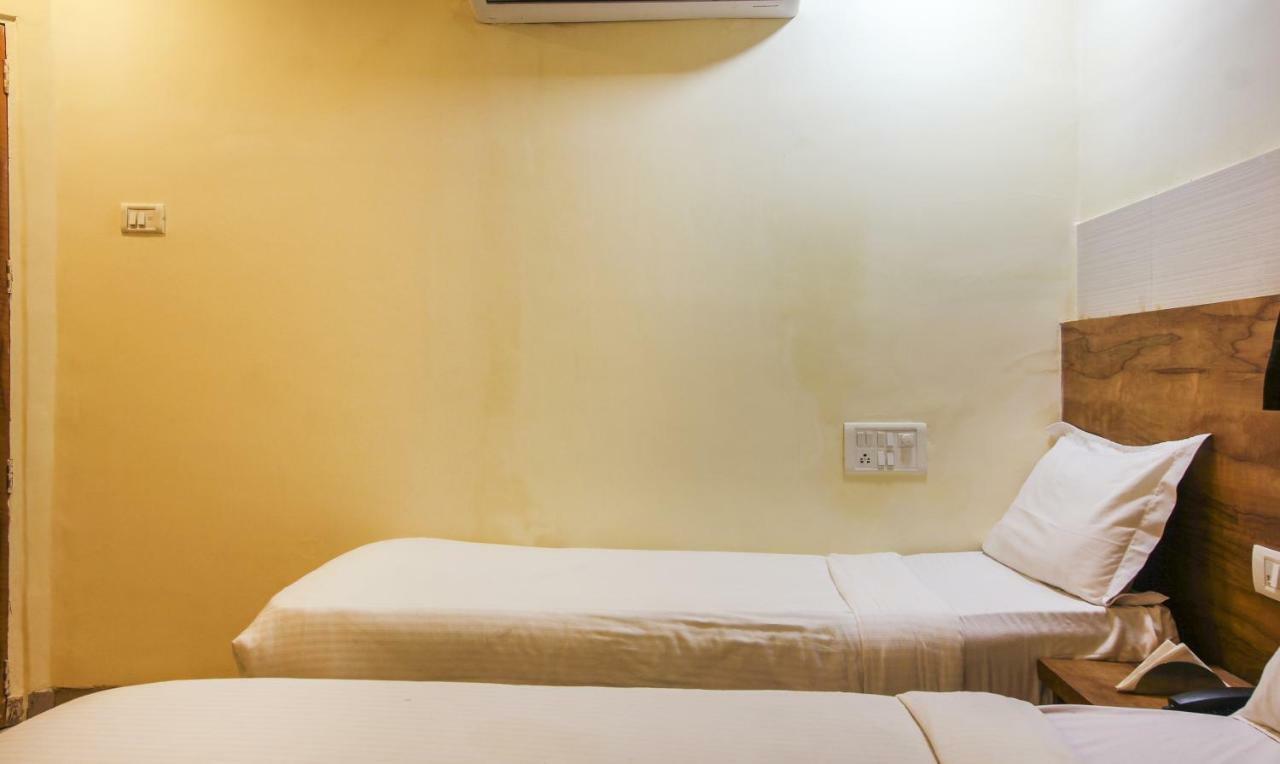Tiba Hotel Bombay Extérieur photo